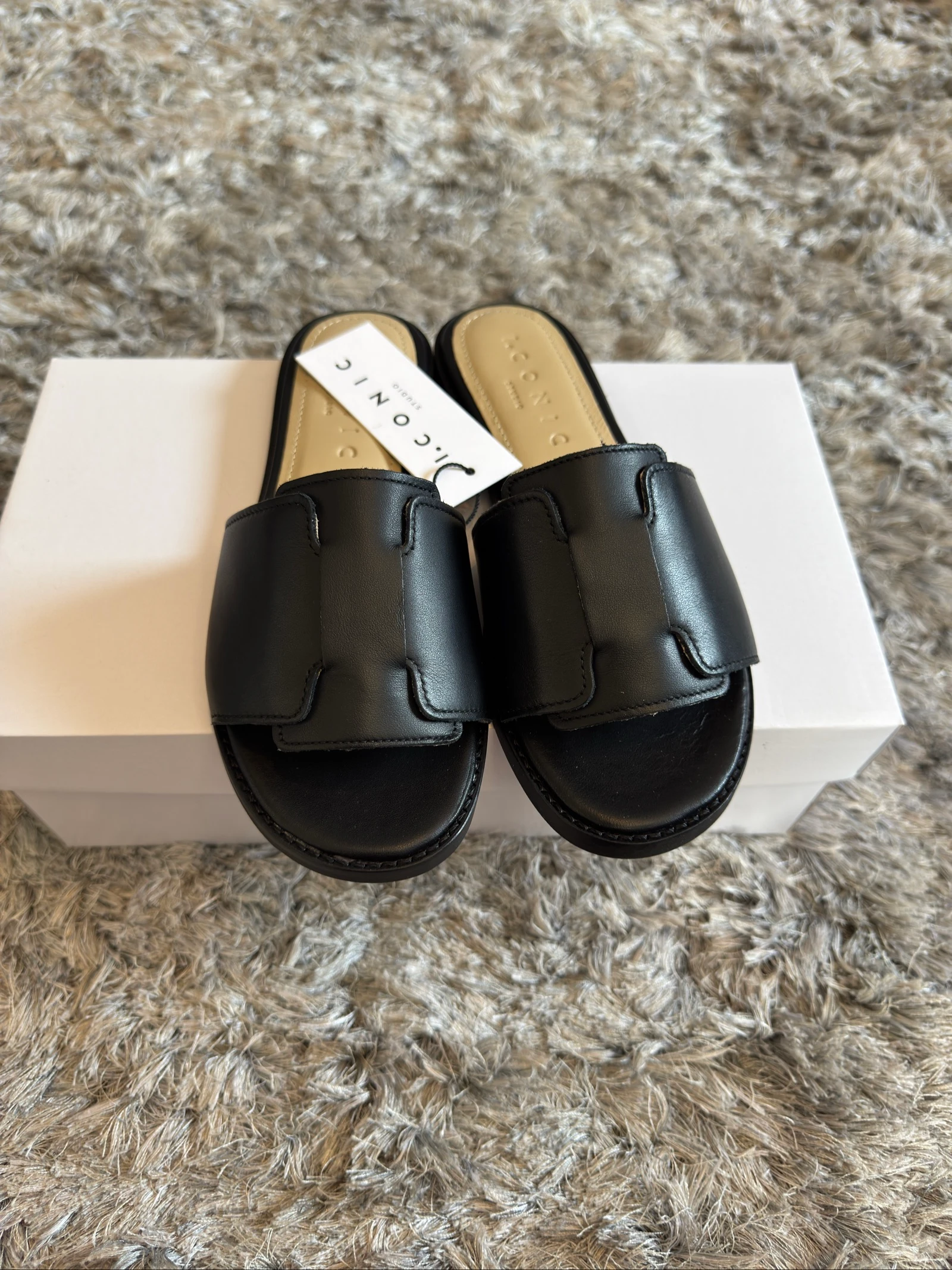 Zwarte lederen slippers – photo 5
